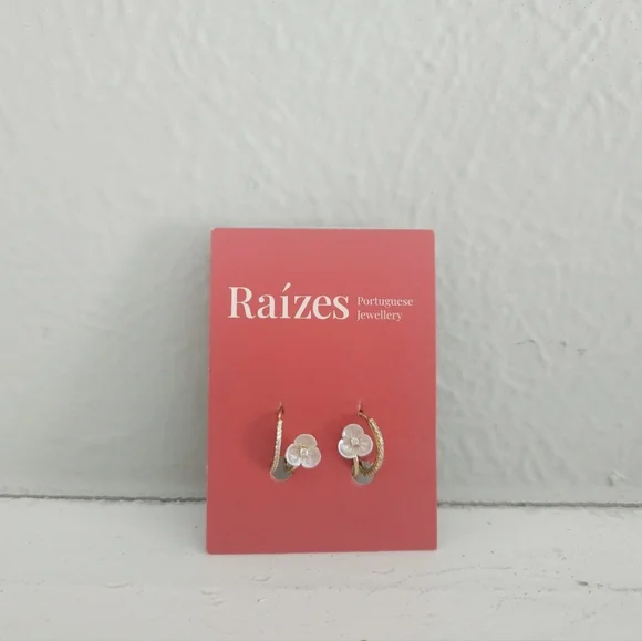 NWT Raízes Portuguese Jewelry Huggie Earrings - Picture 1 of 3